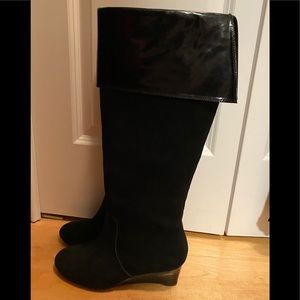 Womens suede boots with patent leather top 6.5